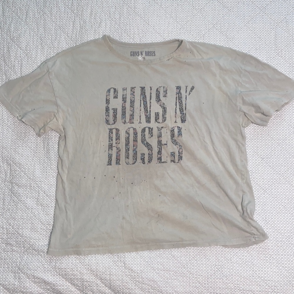 Size XL Guns N’ Roses torn up T